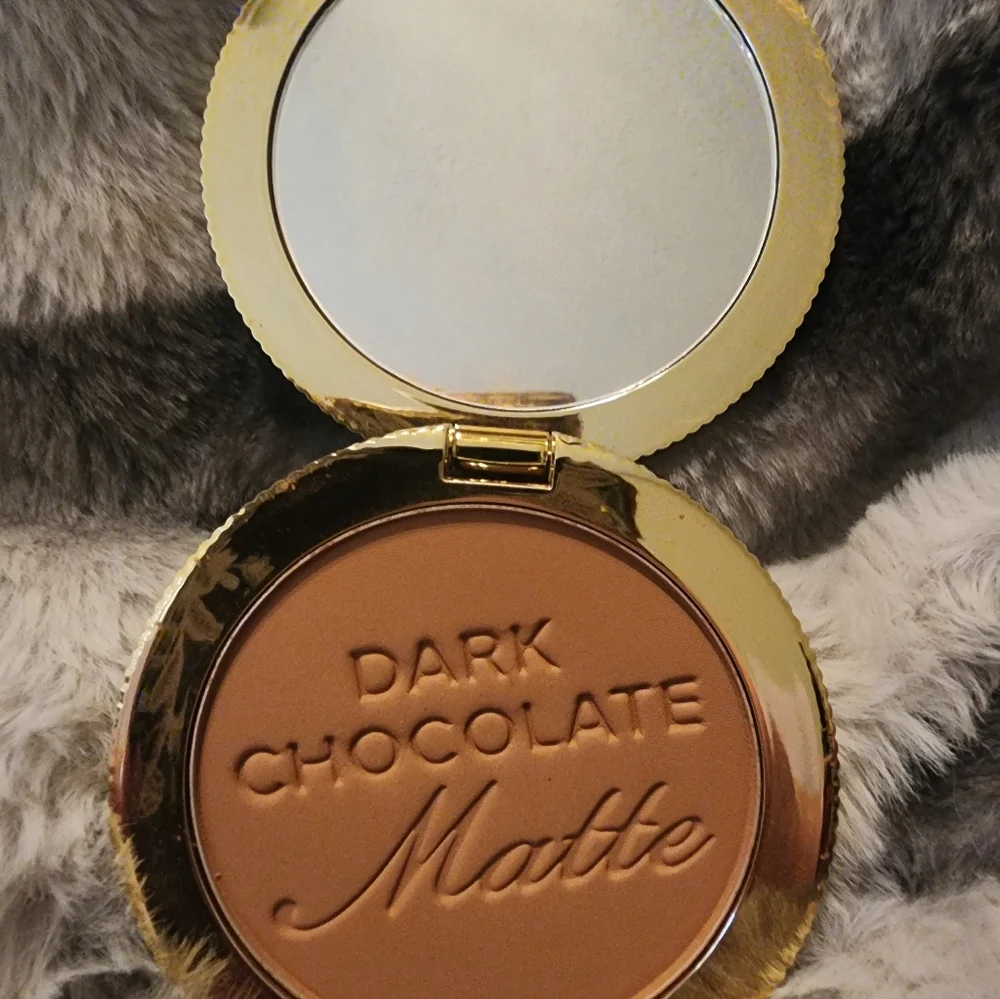 Too Faced Dark Chocolate Soleil Bronzer, NWT, FULLSIZE